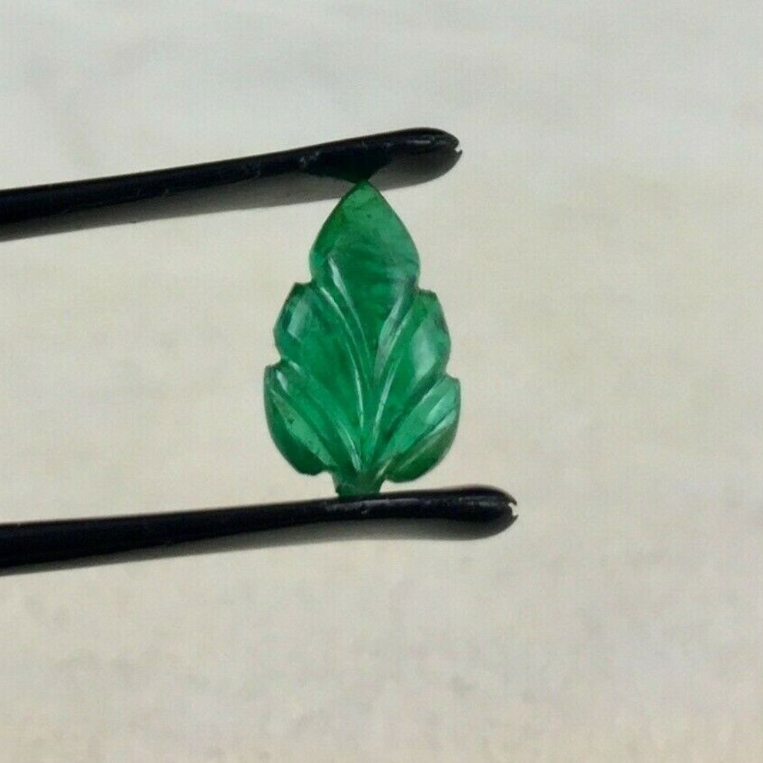 FINE EMERALD STONES