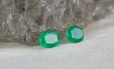 Natural Zambian Emerald Oval 1.52 Ct 7x5 Mm Gemstone Pair Earring Design