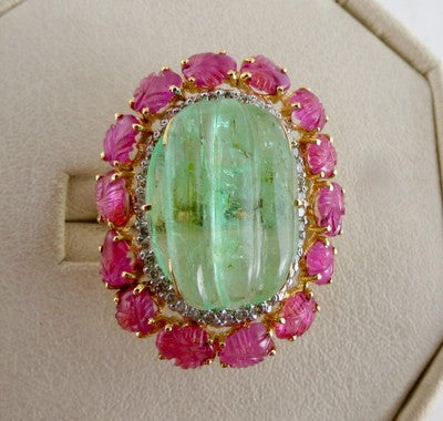 Certified Vintage Natural Emerald 10ct Ruby Carved Natural Diamond 18k Gold Ring