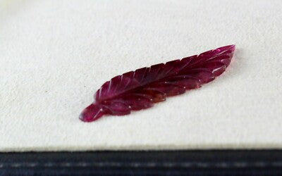 Natural Pink Tourmaline Carved Leaf Gemstone 14.63ct For Pendant Design