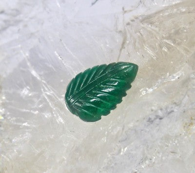 Certified Zambia Green Natural Emerald 5.45 Ct Carved Leaf Gemstone For Ring