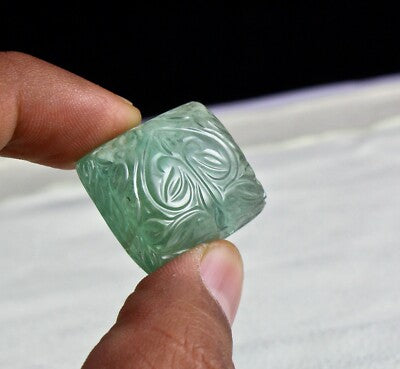 Antique Carved 71.40 Ct Natural Greenish Blue Aquamarine Gemstone For Pendant
