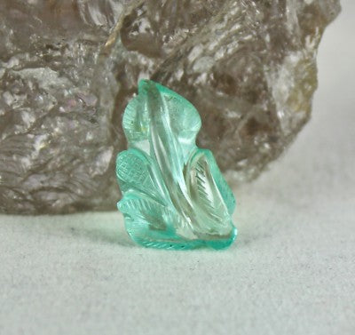 Natural Colombian Emerald 13.64 Ct Carved Leaves Gemstone Pendant