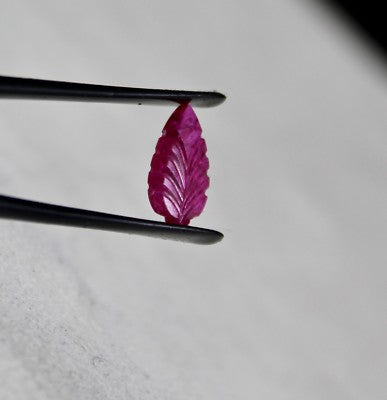 Old Natural No Heat Ruby Carved Leaves 2.07ct Gemstone Ring Pendant