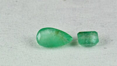 Natural Colombian Emerald Pear & Octagon Cut Loose Gemstones Pendant 12.65 Ct