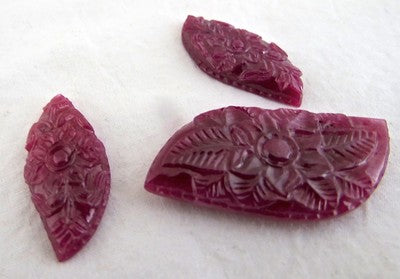 Certified 41x19 Mm African Ruby 83.50ct Carved Gemstone For Earring Pendant