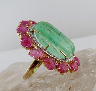 Certified Vintage Natural Emerald 10ct Ruby Carved Natural Diamond 18k Gold Ring
