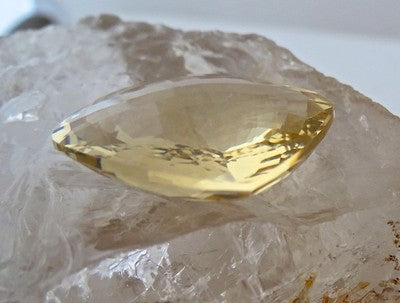 Natural Yellow Citrine Cushion Gem 31ct For Ring Or Pendant