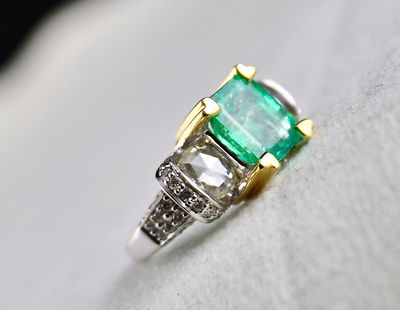 Certified Natural Colombian Emerald 2ct Octagon Natural Diamond 18k Gold Ring