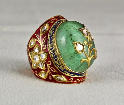 Certified Natural Colombian Emerald 132.50ct 22k Gold Jadau Diamond Ladies Ring