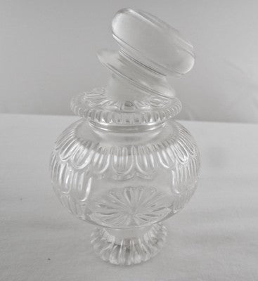 Hand Carved Natural Rock Crystal Quartz 1220ct Perfume Bottle Decor