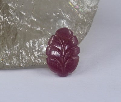 Natural Untreated Ruby Carved Leaf Gemstone 6.96 Ct For Ring Pendant Wedding