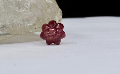 Natural Old Mines Red Ruby Carved Flower Gemstone 9.11ct For Designing