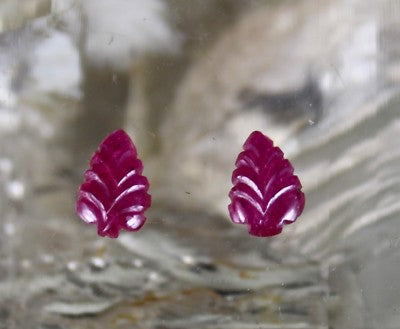 Natural Ruby 4.74 Ct Carved Leaves Loose Gemstone For Earring Design