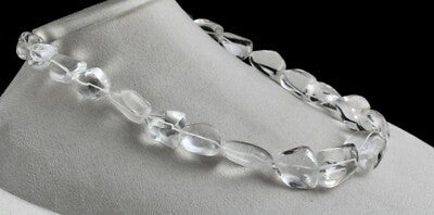 Natural Rock Crystal Quartz 920 Carat Gemstone Necklace Beads Cabochon