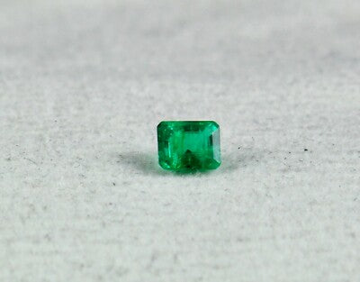 Top Natural Emerald Octagon Cut 6 X 4 Mm 0.66 Ct Gemstone For Ring