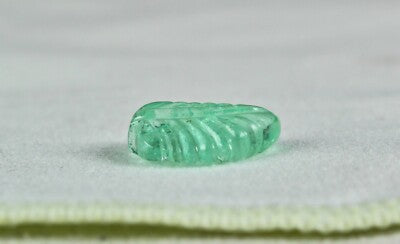 Certified Natural Colombia Emerald 6.10 Ct Carved Leaf Gemstone For Ring Pendant