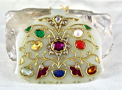 Exclusive Rare Persian Jade 341ct Natural Diamond Navratan Gemstone Gold Pendant