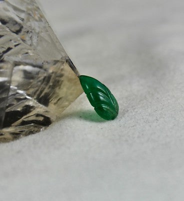 Zambia Natural Emerald Leaf Carved Gemstone 3.02 Ct For Rings Or Pendants