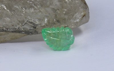 Natural Colombian Emerald 5.37 Ct Carved Leaf Gemstone For Ring Pendant