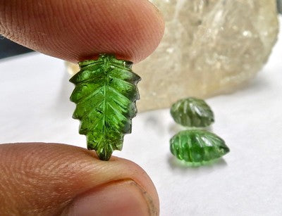 Natural Green Tourmaline Carved Leaves Loose Gemstone 18.30 Ct Earring Pendant