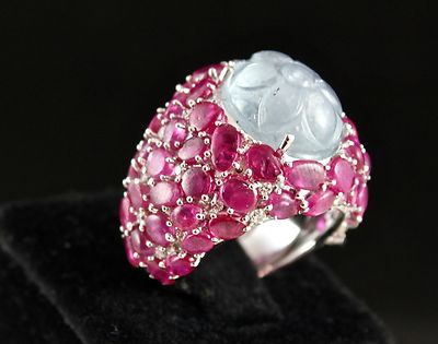 Certified Natural Blue Sapphire 18k Gold Party Ring With Carved Rubies Diamond