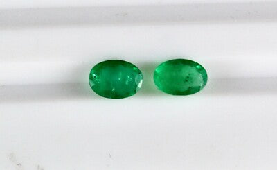 Natural Zambian Emerald Oval 1.52 Ct 7x5 Mm Gemstone Pair Earring Design