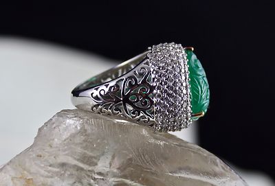 Certified Natural Zambian Emerald 10ct Carved Diamond 18k Gold Ladies Ring