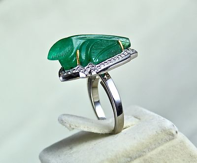 Certified Natural Emerald 10ct Leaf Carved Natural Diamond 18k Gold Antique Ring