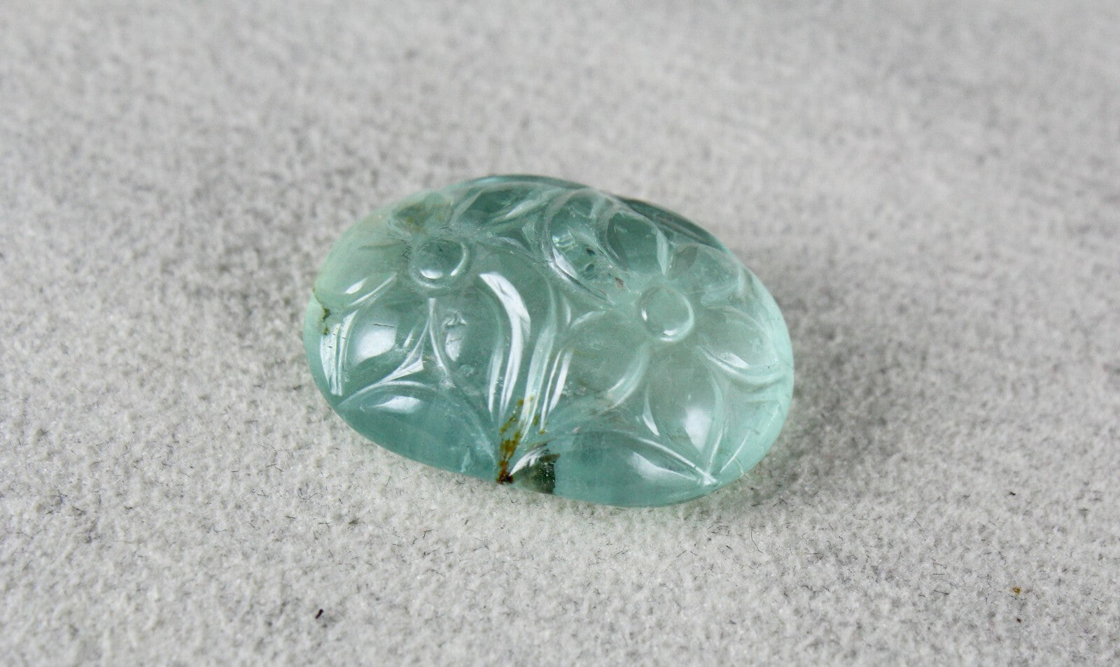 Blue Aquamarine 25.69 Ct Natural Carved Oval Gemstone Ring Pendant Design