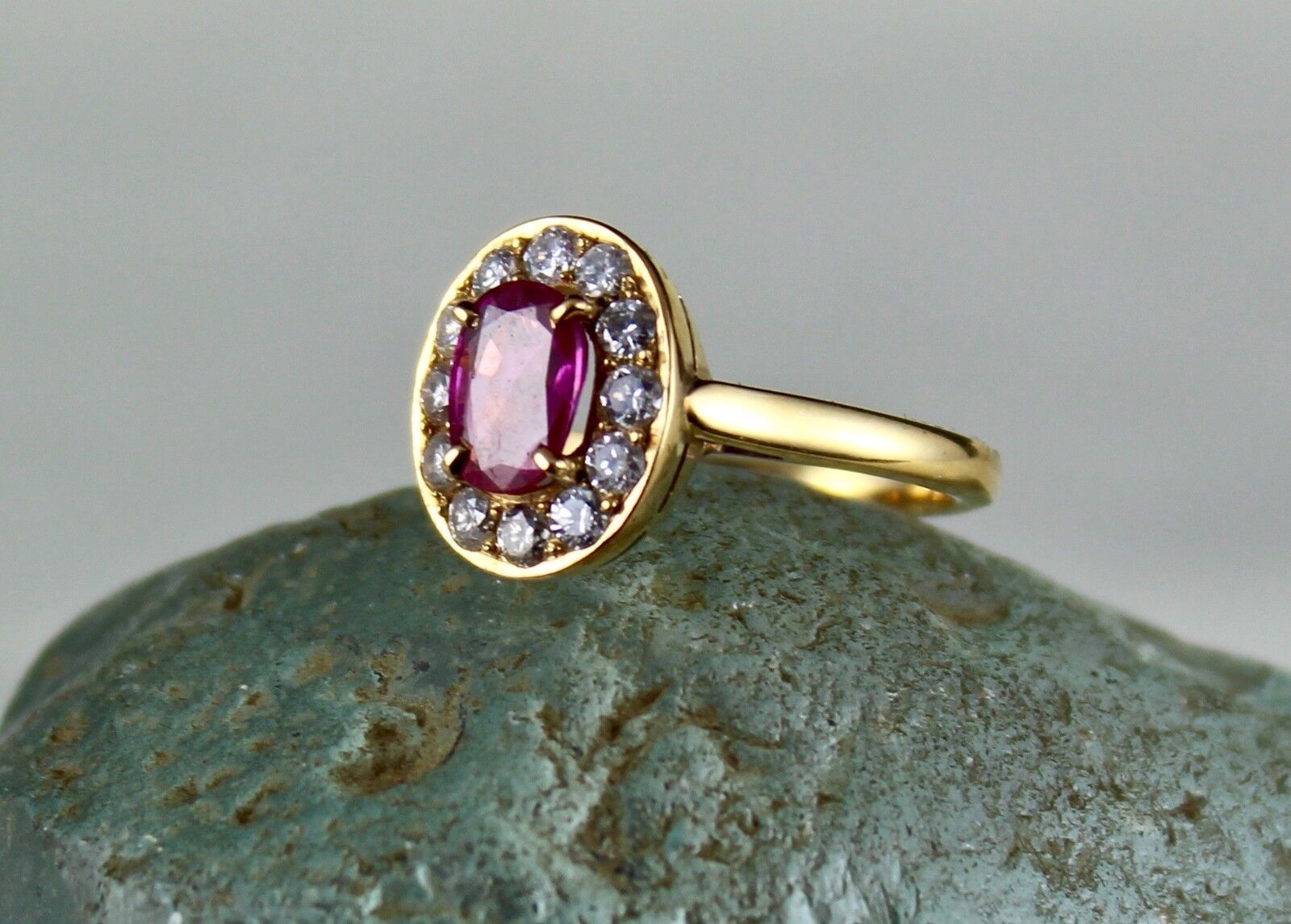 NATURAL HEATED RUBY RING 1.03 CTS OVAL STONE DIAMOND CUT 18K YELLOW GOLD