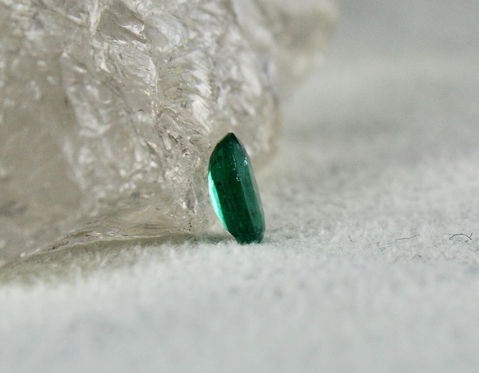 Certified 7x5 Mm Oval Emerald 0.66 Ct Zambian Untreated Gemstone Ring, Pendant