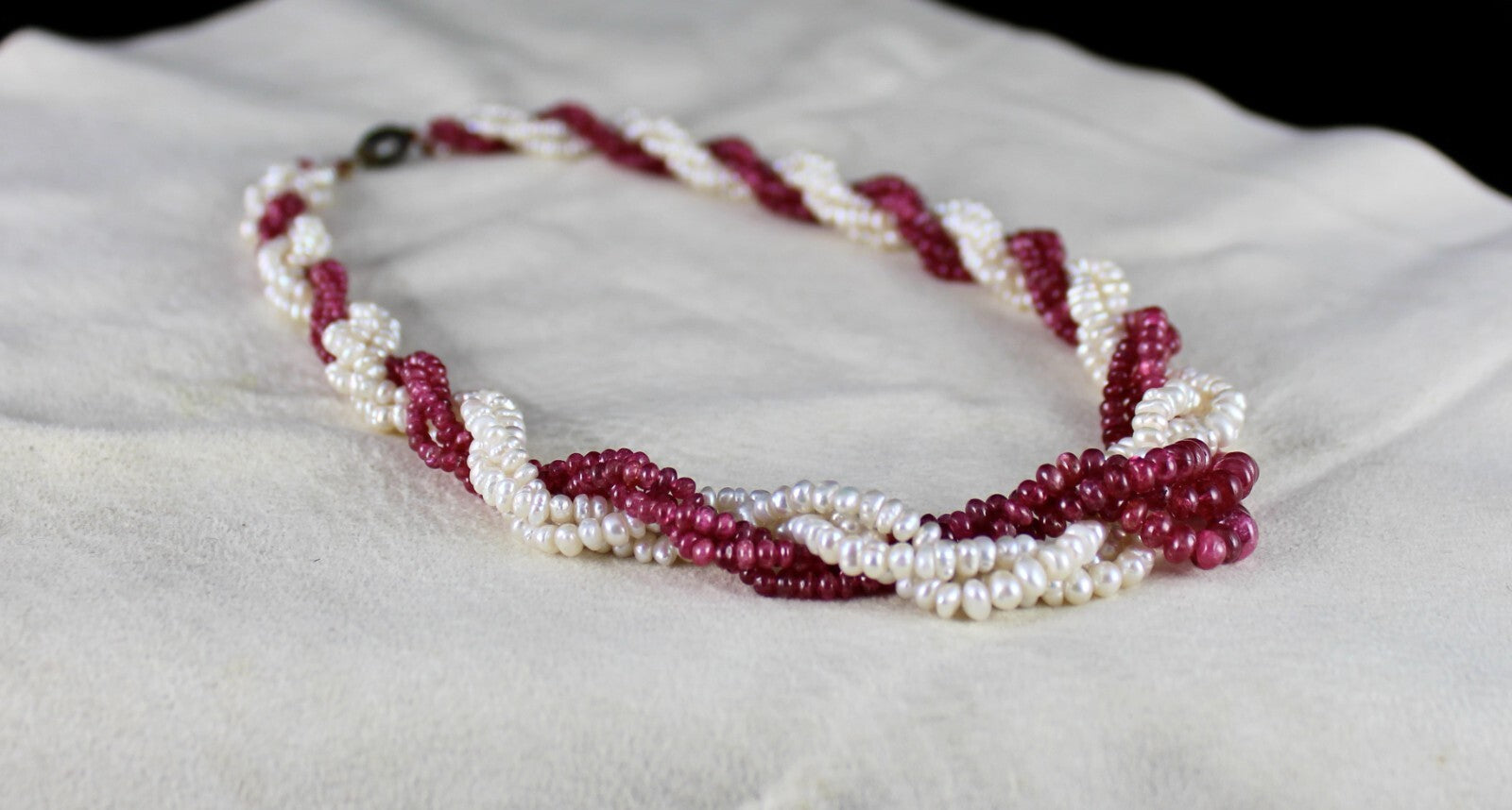 Certified Antique Natural Red Spinel 253ct Pearl Gemstone Necklace For Women