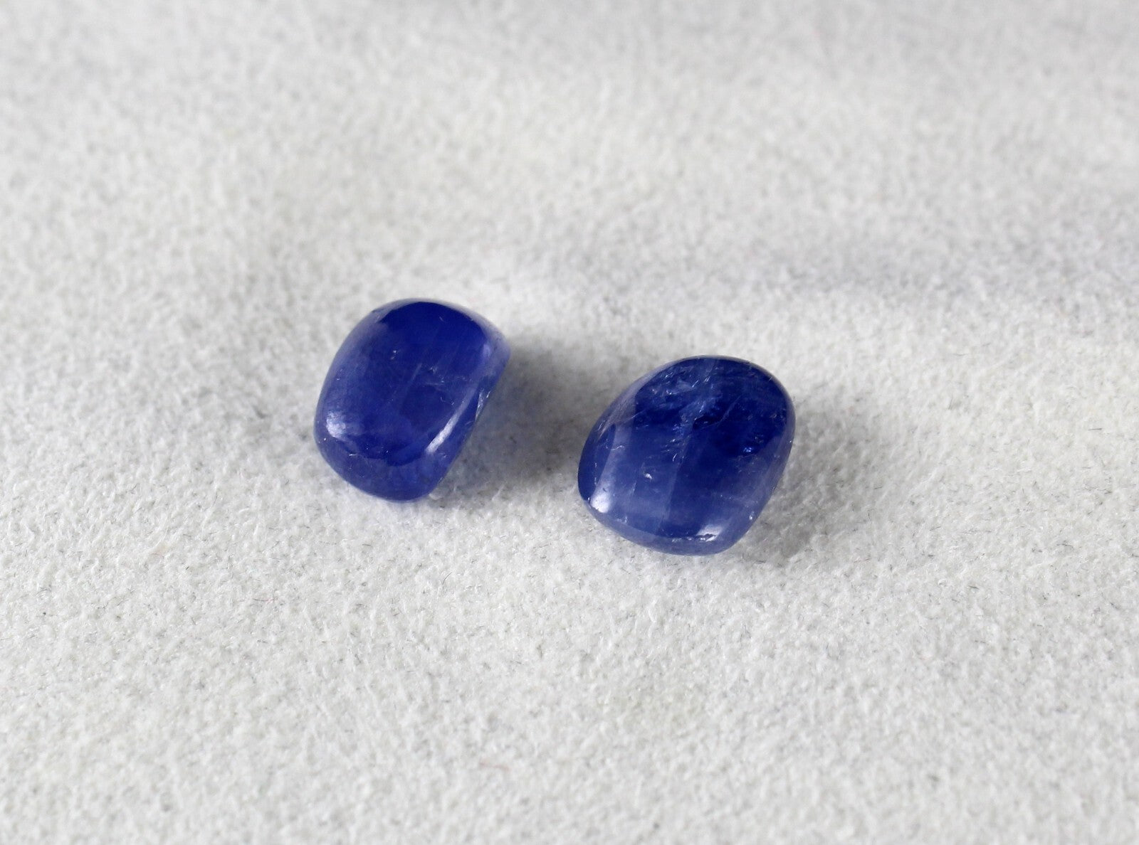 Certified Natural Blue Sapphire Oval Pair 10.07 Ct Gemstone Earring Designing