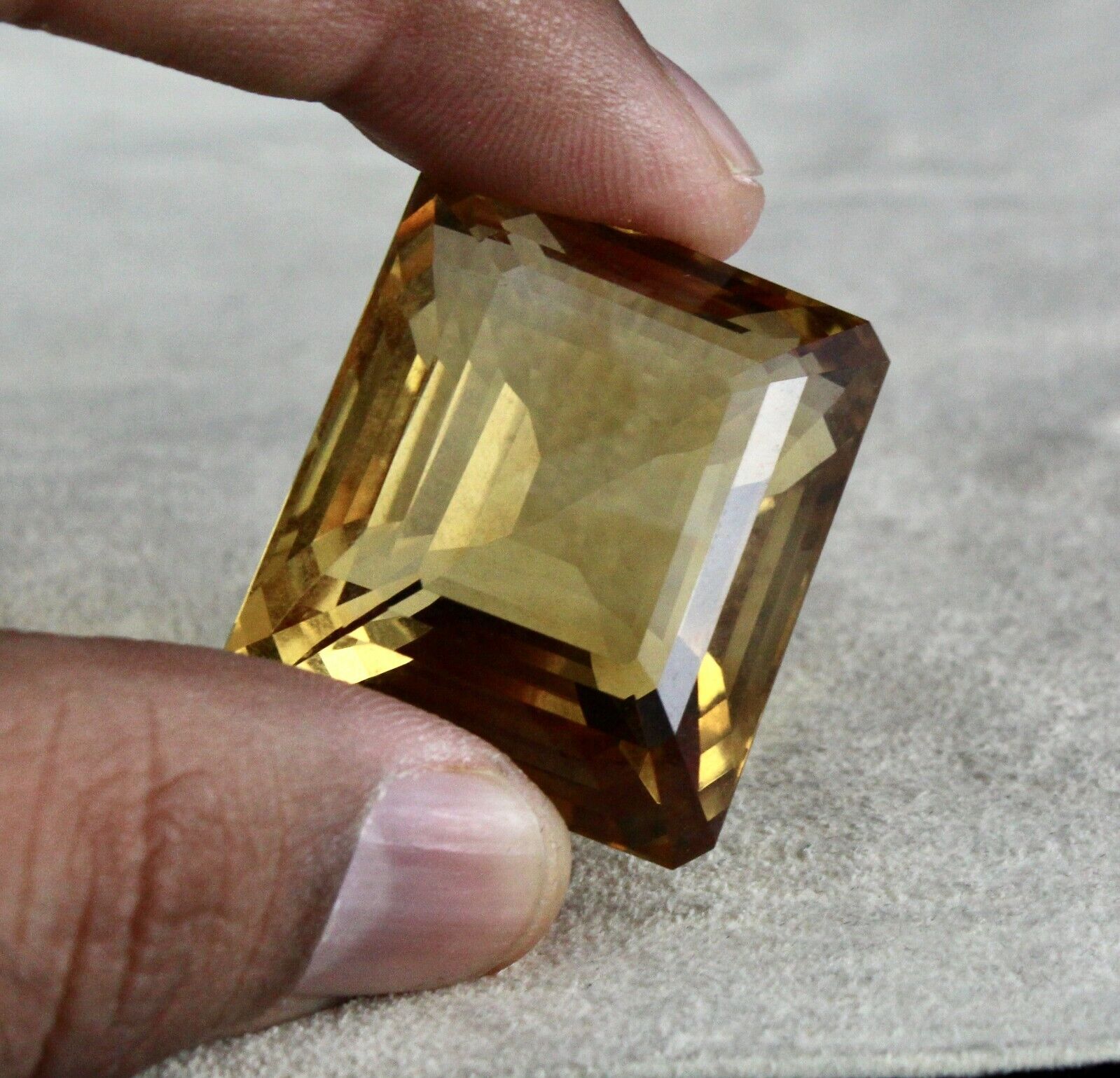 NATURAL CITRINE GOLDEN TOPAZ OCTAGON CUT 32X28 MM 152 CARATS GEMSTONE PENDANT