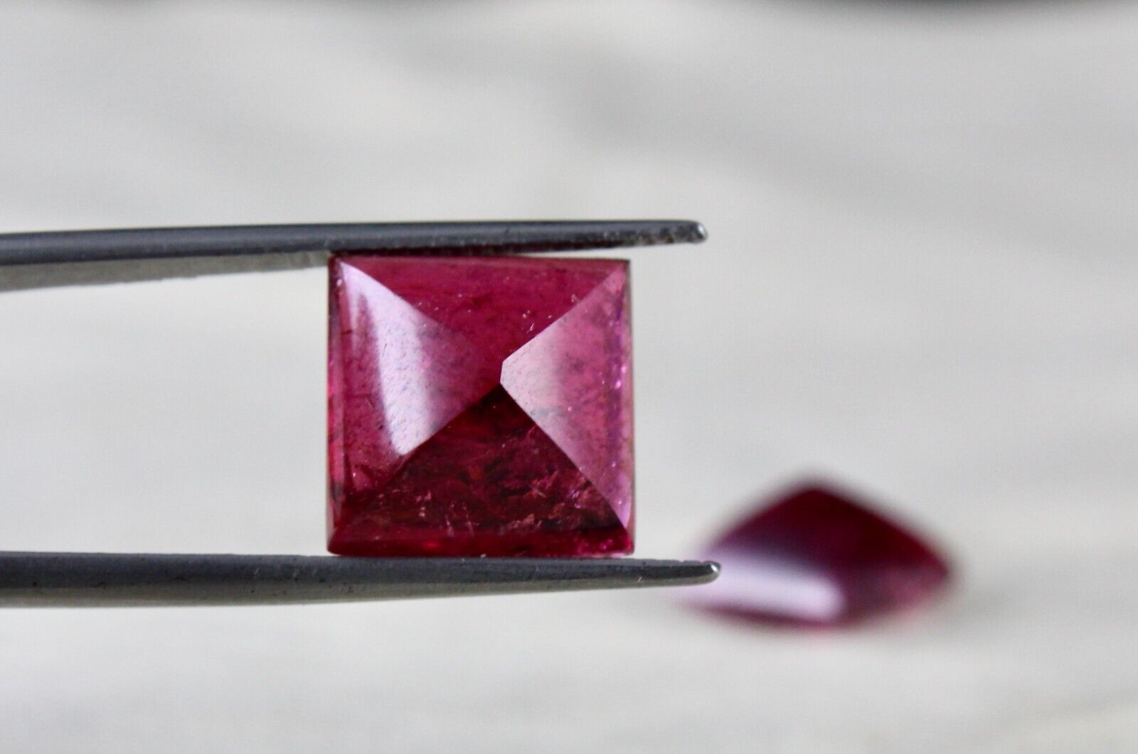 NATURAL PINK TOURMALINE RUBELLITE CABOCHON PAIR 18.20 CTS LOOSE GEMSTONE EARRING