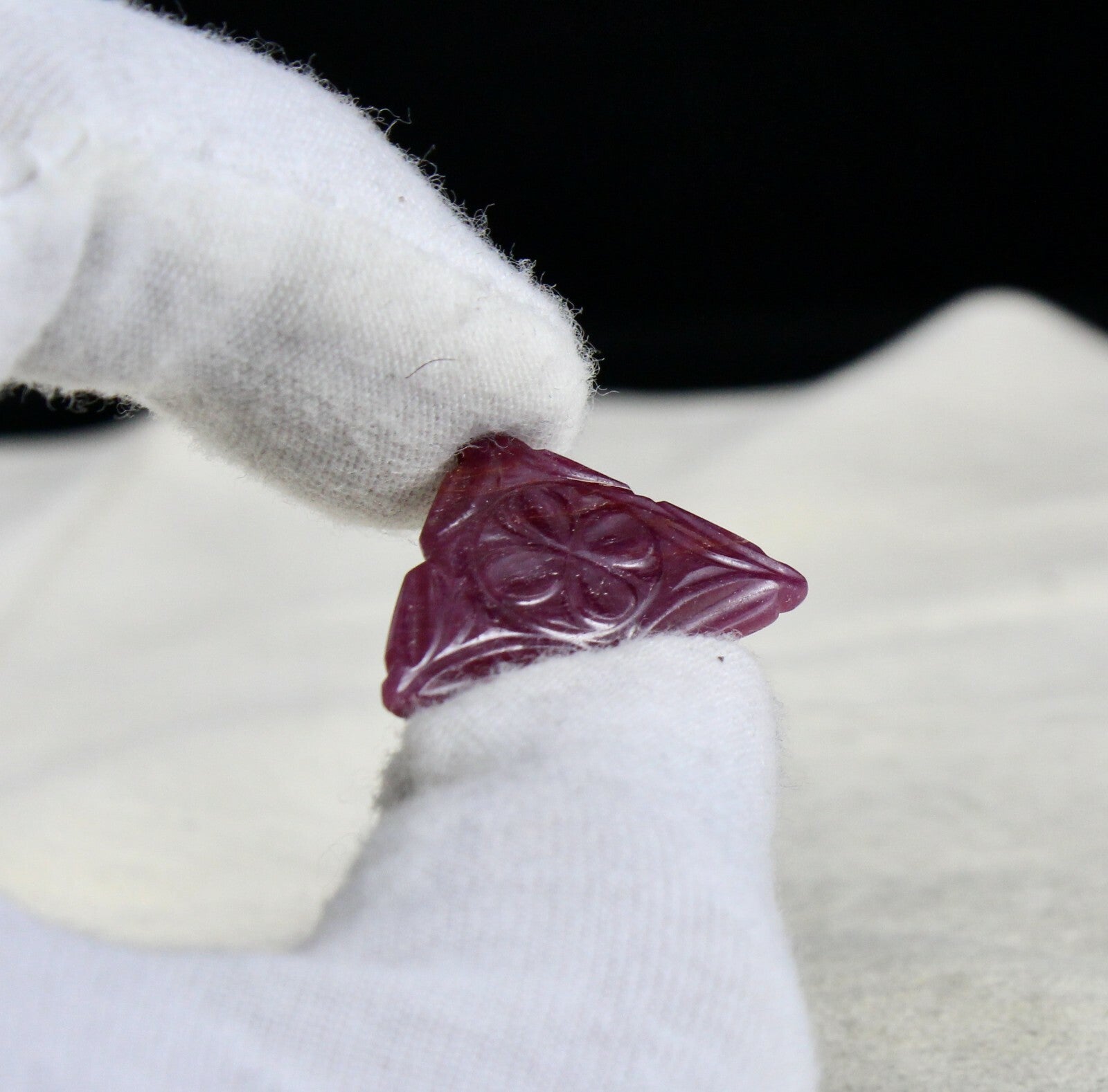 Certified Natural Untreated Ruby 43.70 Cts Carved Gemstone Pendant Set