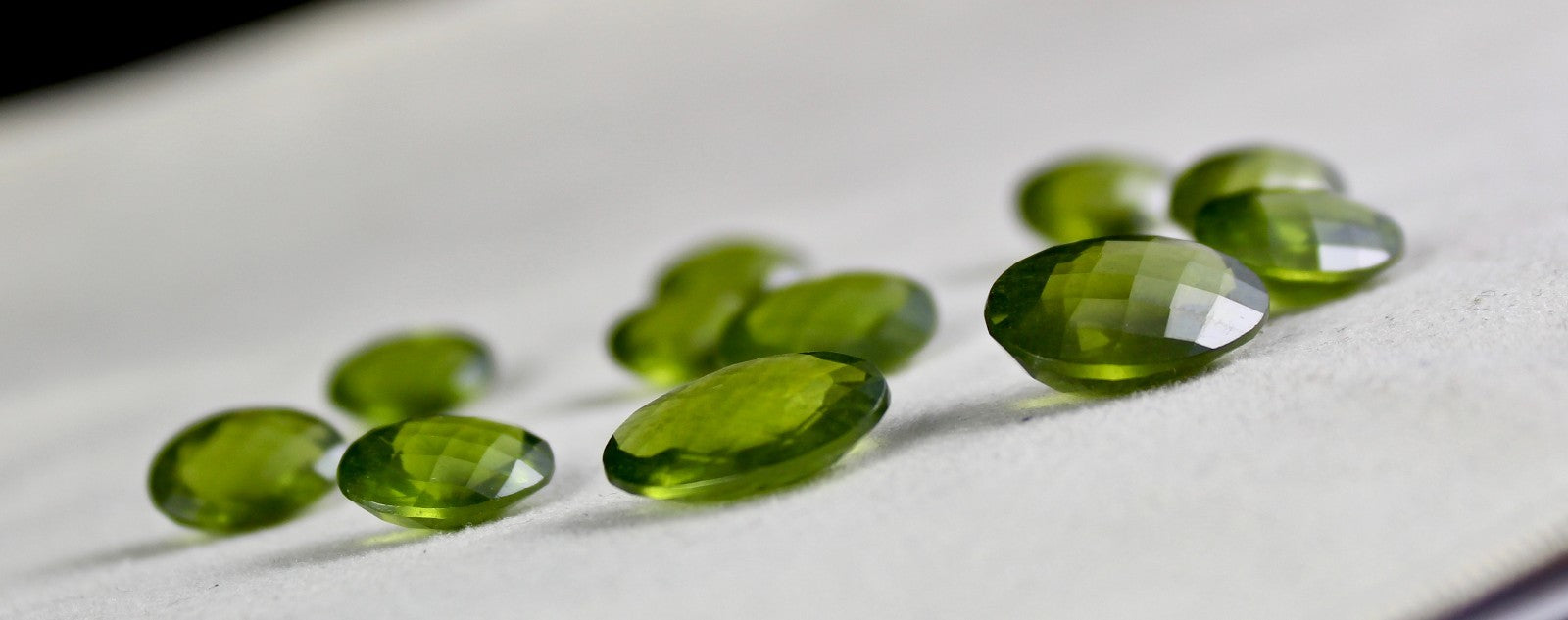 Certified Natural Vesuvianite Idocrase 80.30ct Oval Cut 11 Pcs Gemstone Design