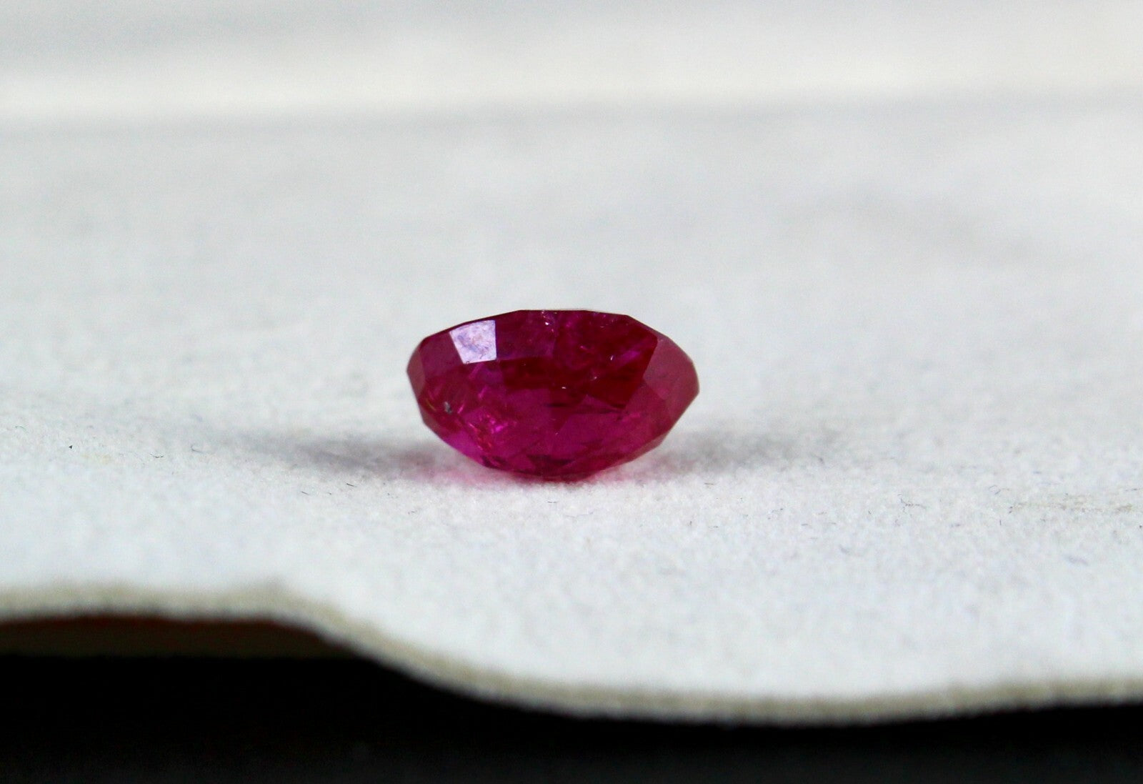 Certified Gtl Natural Unheat Burma Ruby 3.31 Ct Oval Cut For Ring Pendant