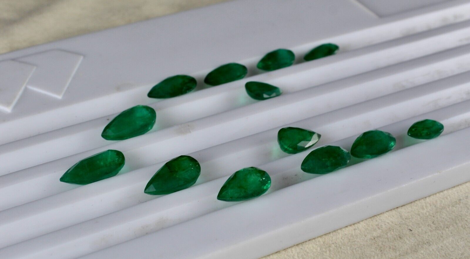 NATURAL ZAMBIA EMERALD PEAR CUT 13 PCS 43.50 CTS LOOSE GEMSTONE RING EARRING SET