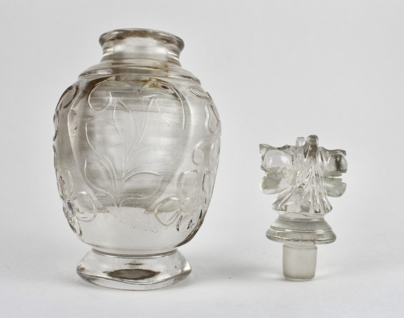 Certified Handmade Natural Rock Crystal 1950 Ct Quartz Perfume Bottle Home Décor