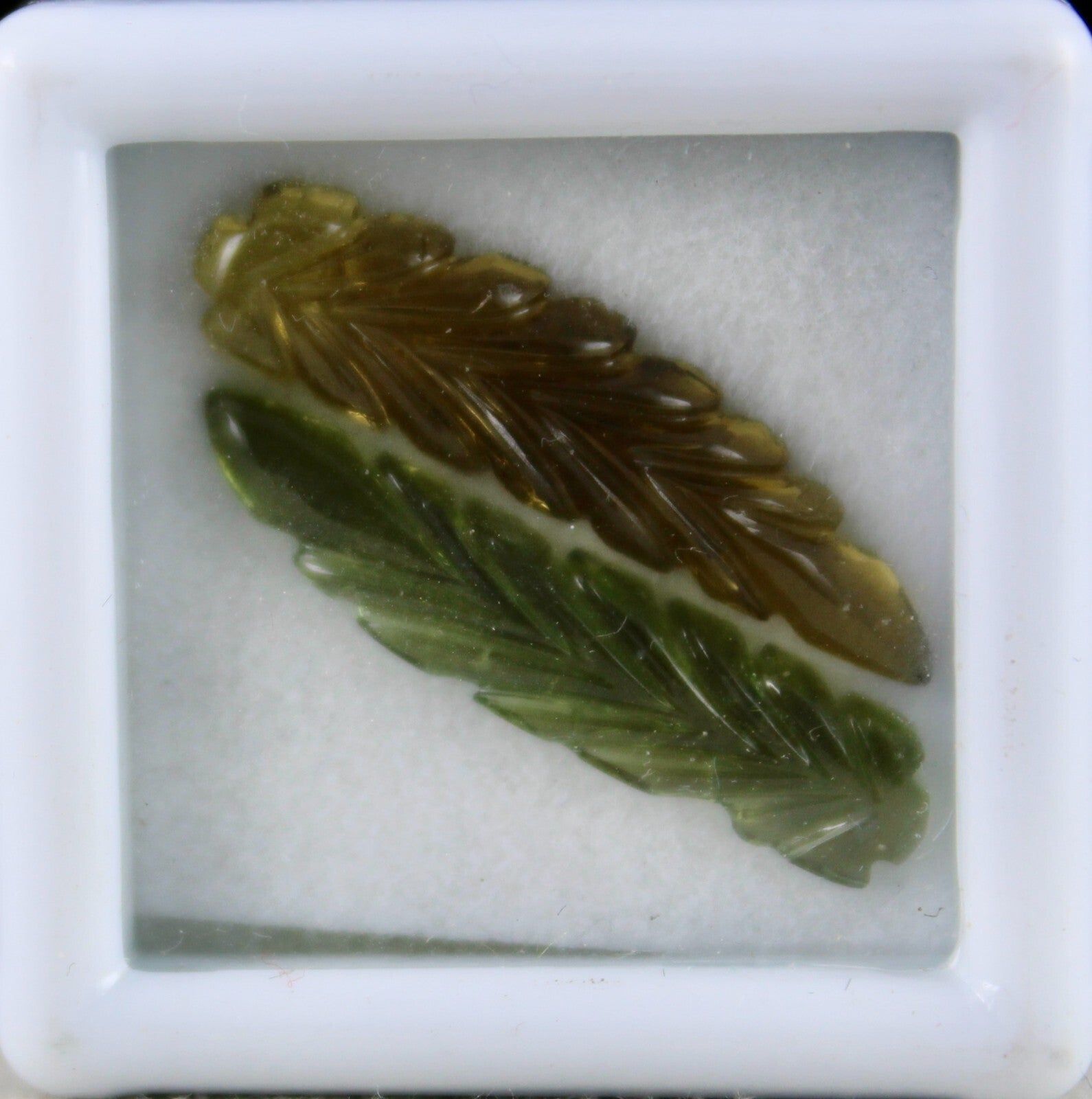 Natural Carved Multi Colour Tourmaline 5.98 Ct Leaf Gemstone For Designing