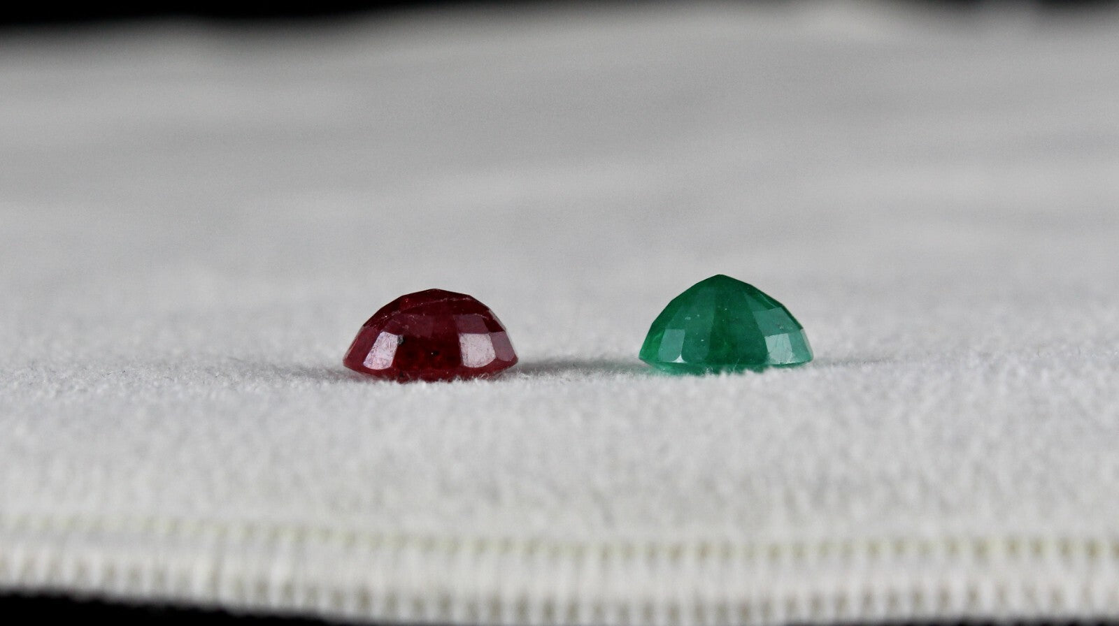 Certified Natural Emerald Ruby Round Cut 2 Pcs 4.88 Ct Gemstone Ring Pendant