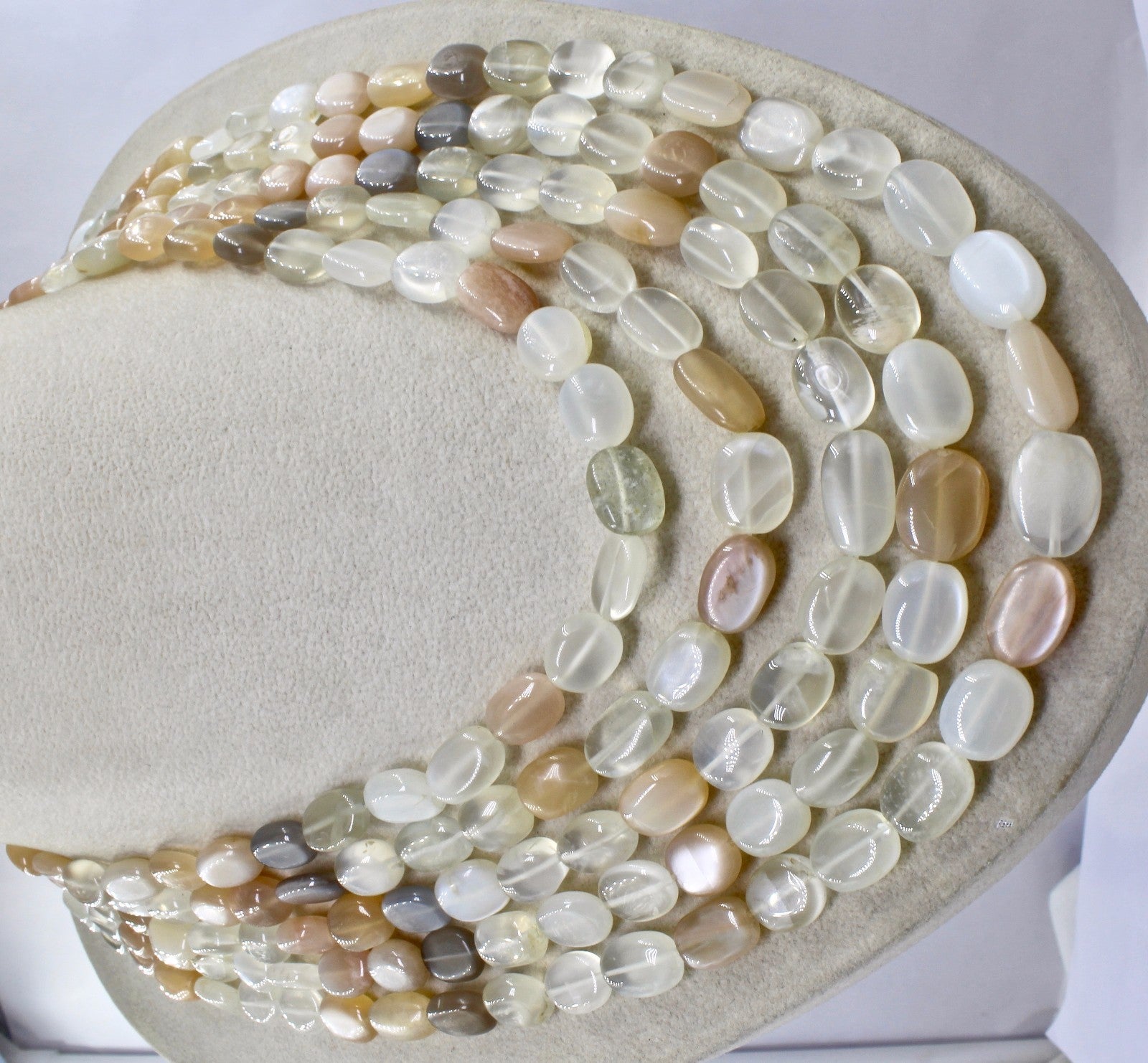 Natural Multi Moonstone 950 Ct Beads Cabochon Gemstone Necklace For Party