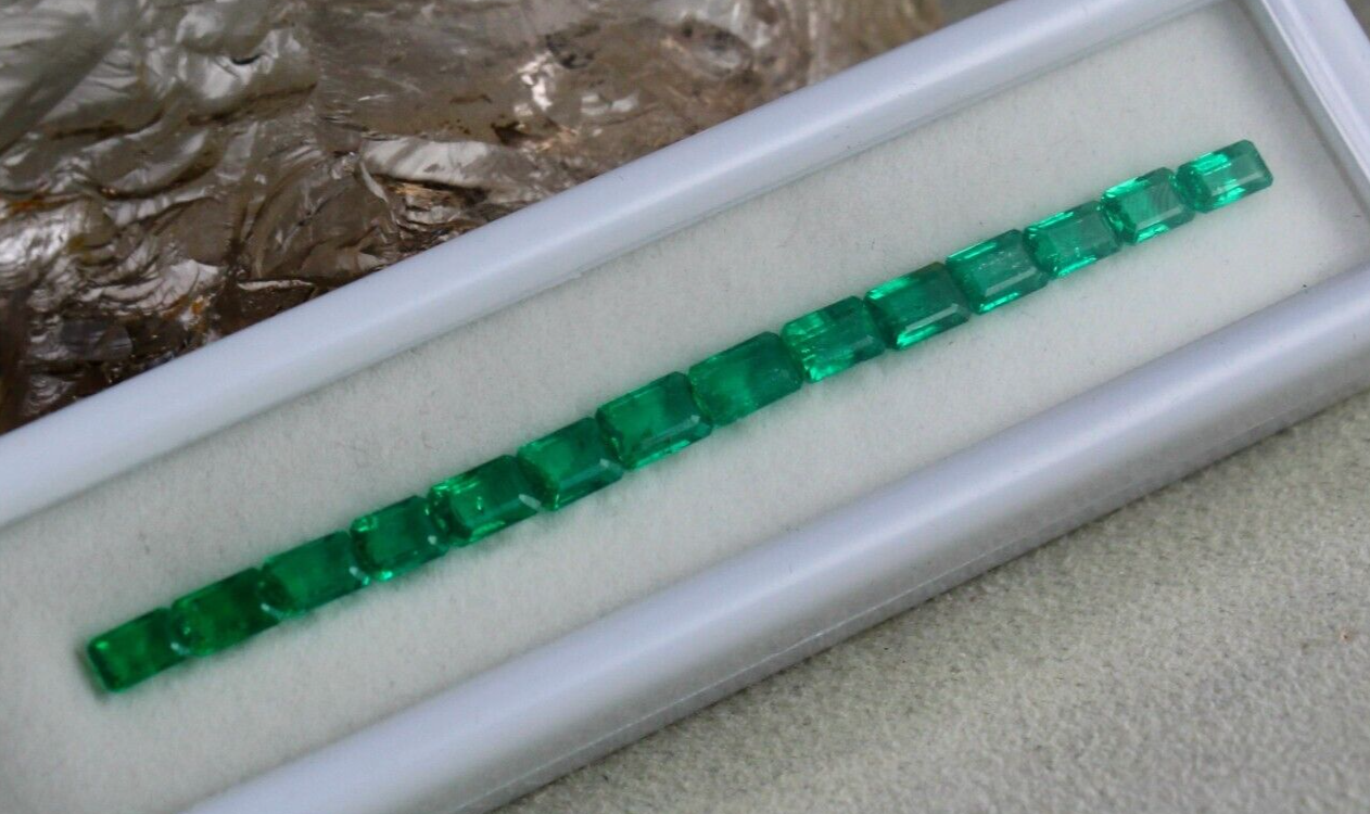 TOP NATURAL EMERALD RECTANGLE CUT 14 PC 6.51 CT ANTIQUE GEMSTONE DESIGN BRACELET