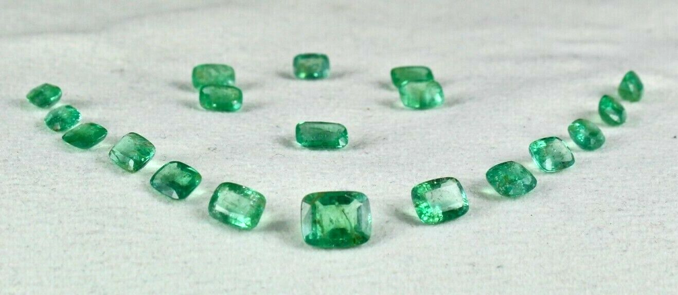 Certified Natural Emerald 18.93 Ct Cushion Loose Gemstone Necklace Earring Set
