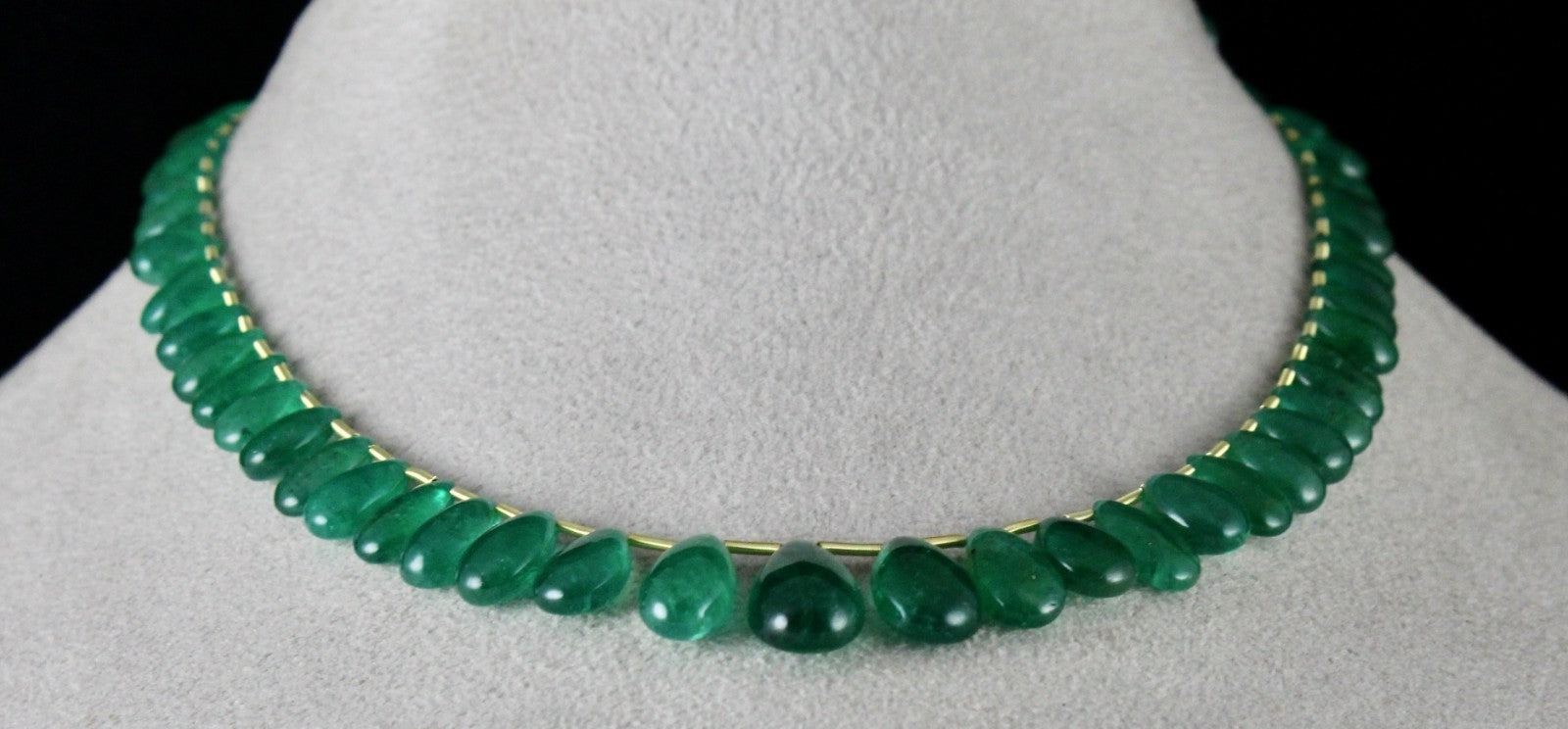 Certified Natural Emerald Teardrop Necklace 103.87 Ct Hanging Gemstone Designing