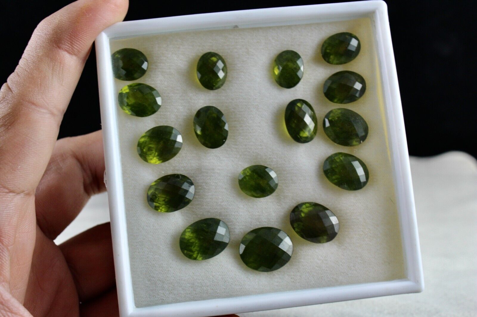 Natural Green Vesuvianite Idocrase Oval 16 Pc 132.90 Ct Gemstone Designing Set
