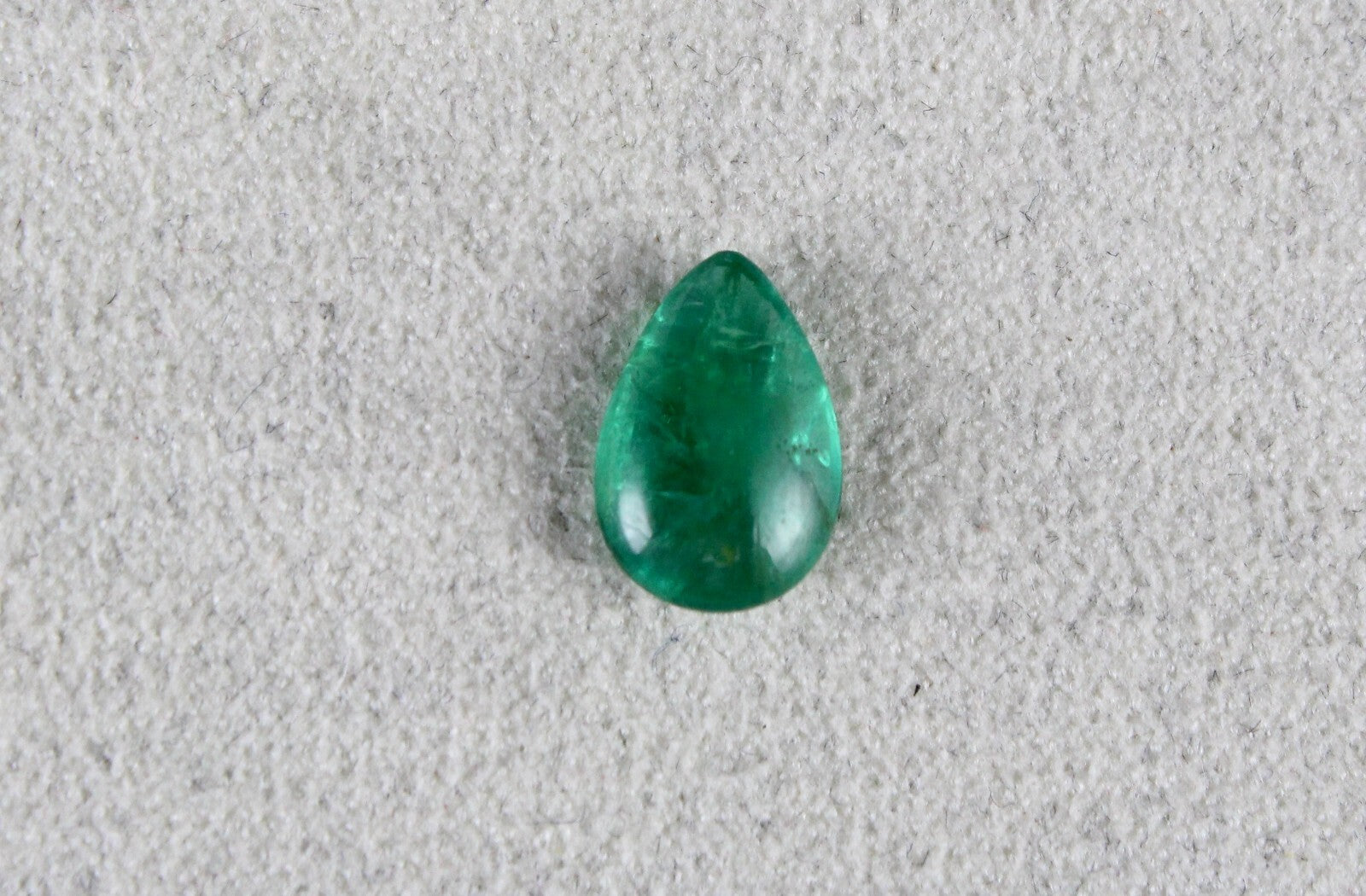 Natural Zambia Pear Emerald Cabochon 1.88 Ct Loose Gemstone For Ring Pendant