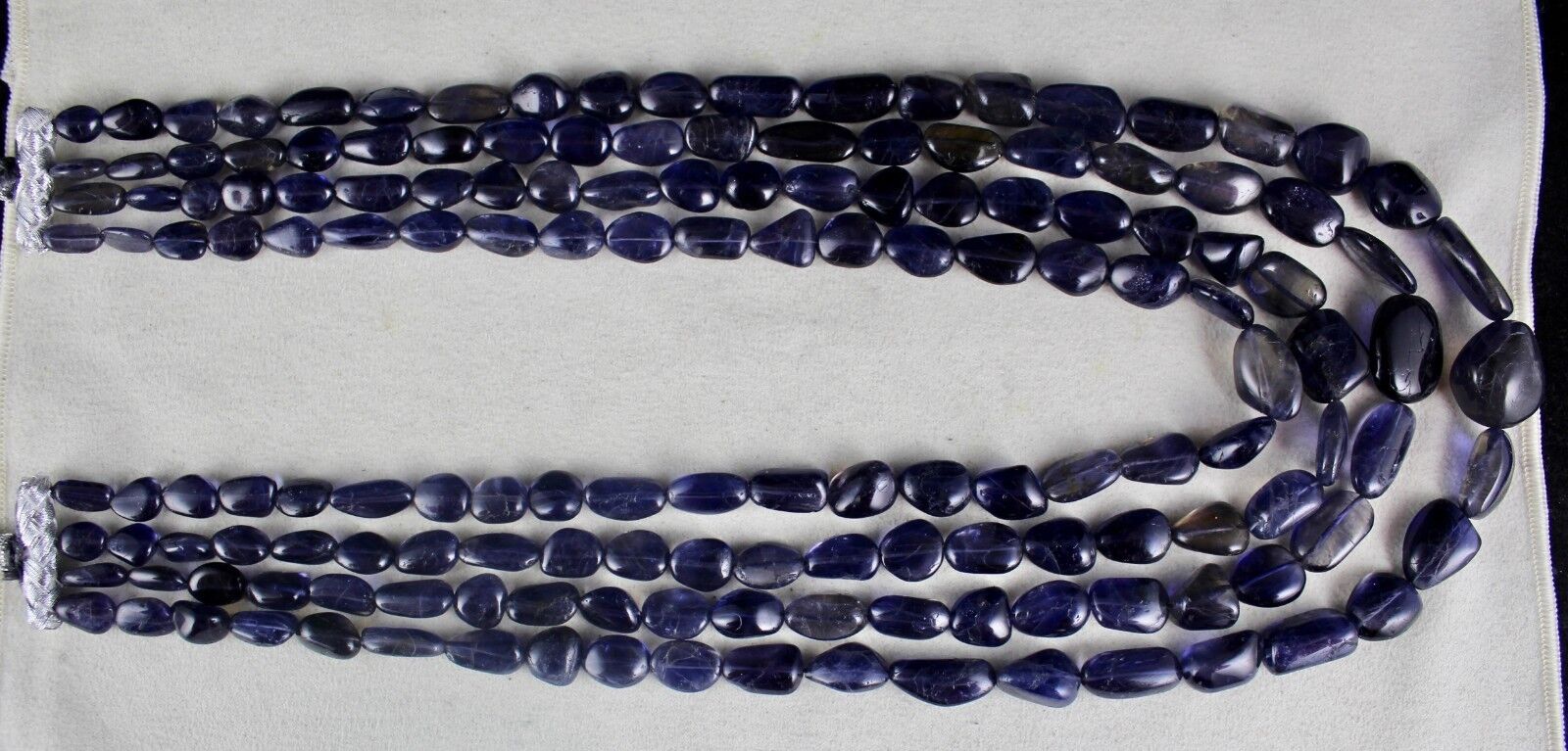 BLUE NATURAL IOLITE CABOCHON 4 LINE 875 CARATS GEMSTONE LADIES NECKLACE